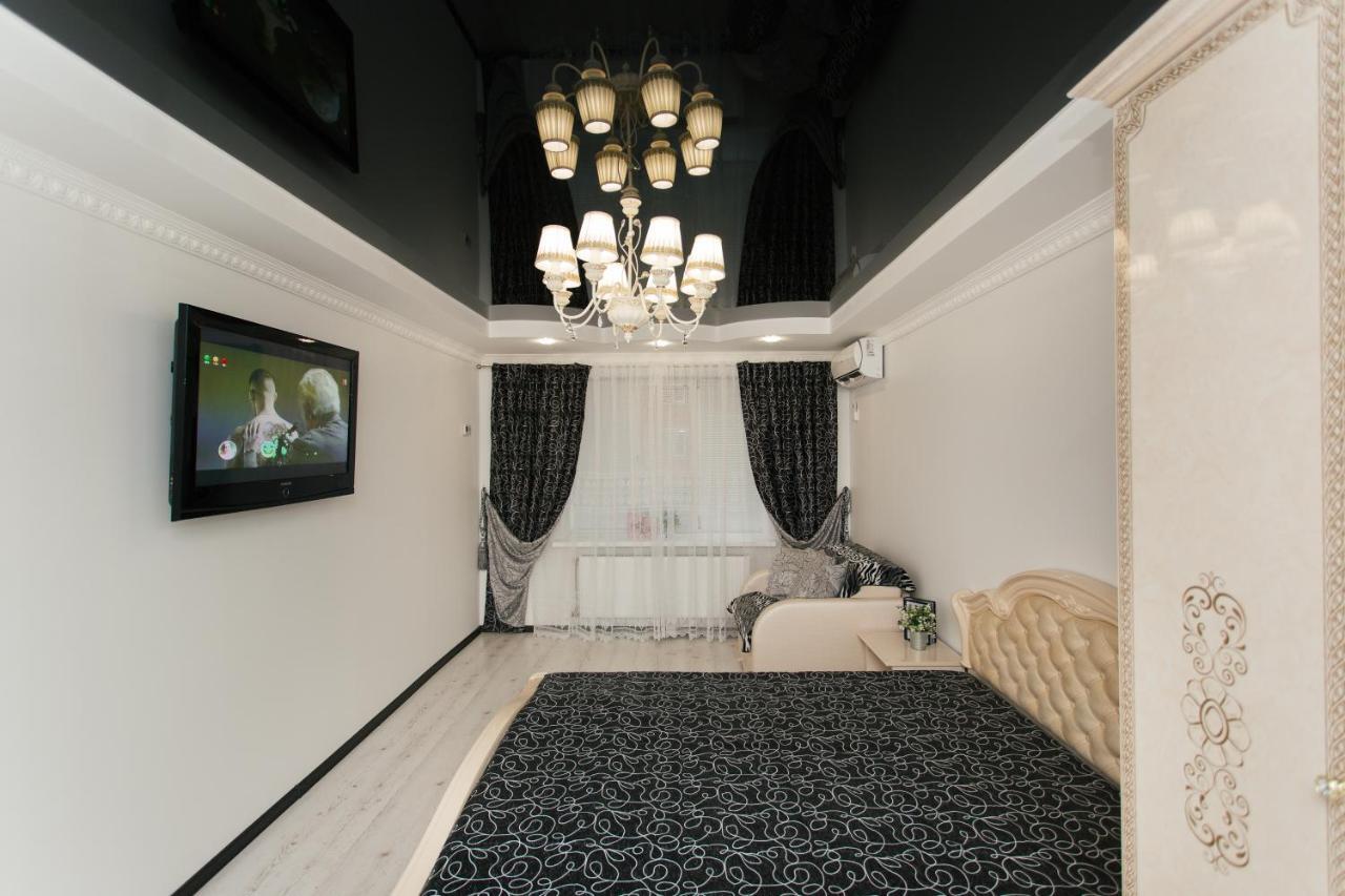 De Luxe Apartments Centr Illinskaya Sumy Exterior foto