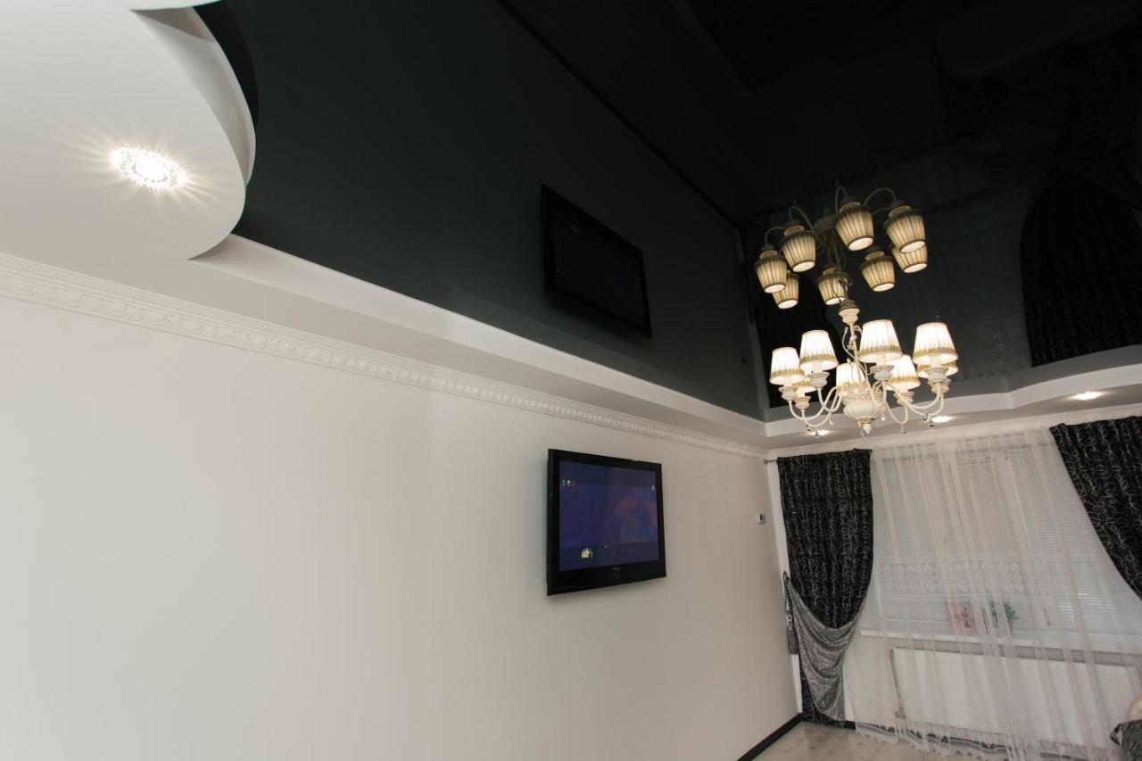De Luxe Apartments Centr Illinskaya Sumy Exterior foto