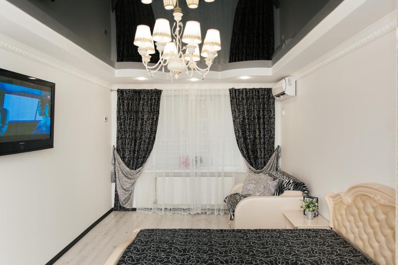 De Luxe Apartments Centr Illinskaya Sumy Exterior foto