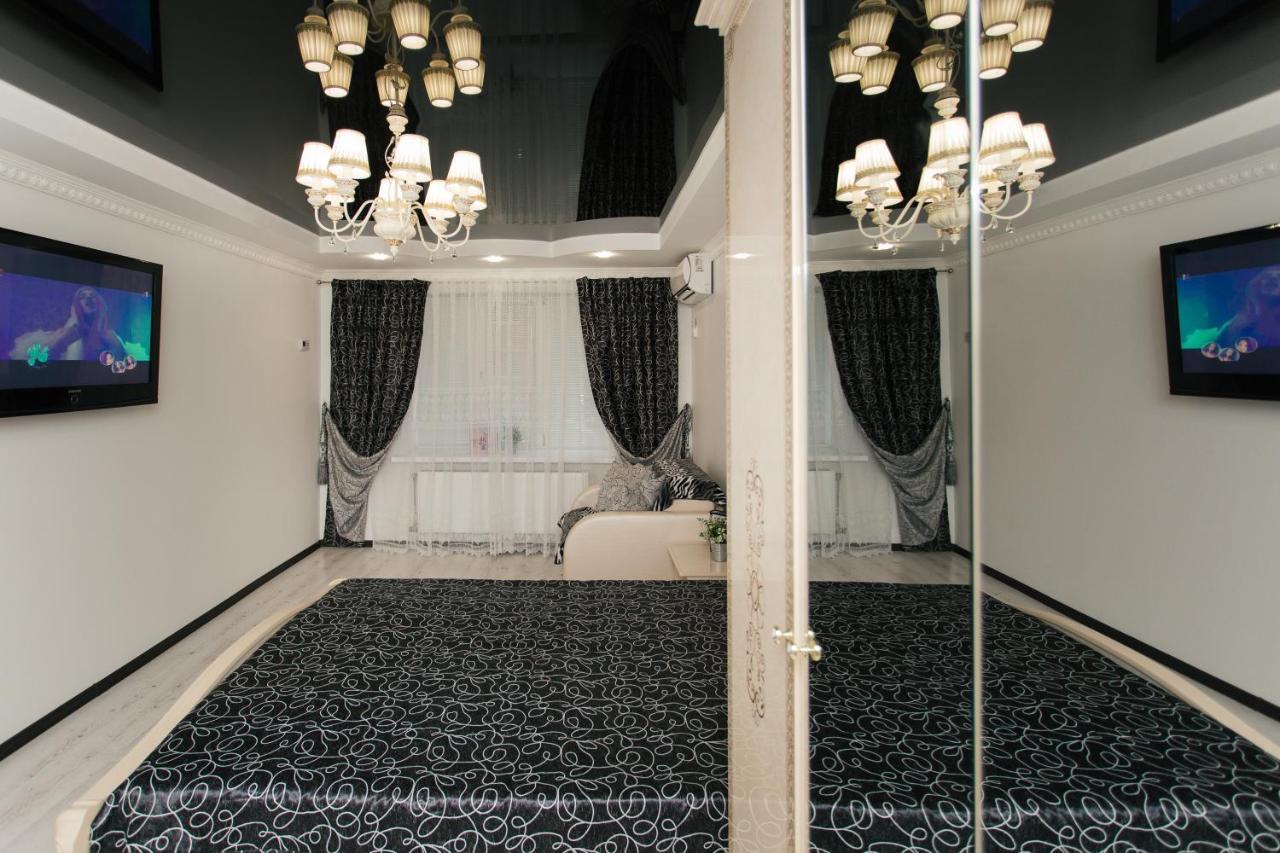 De Luxe Apartments Centr Illinskaya Sumy Exterior foto